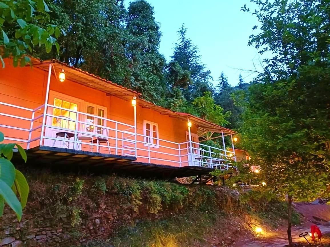 Aaroham Resort, Shimla Eksteriør bilde