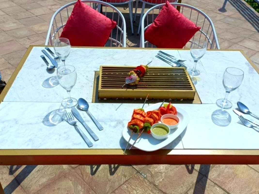 Aaroham Resort, Shimla Eksteriør bilde